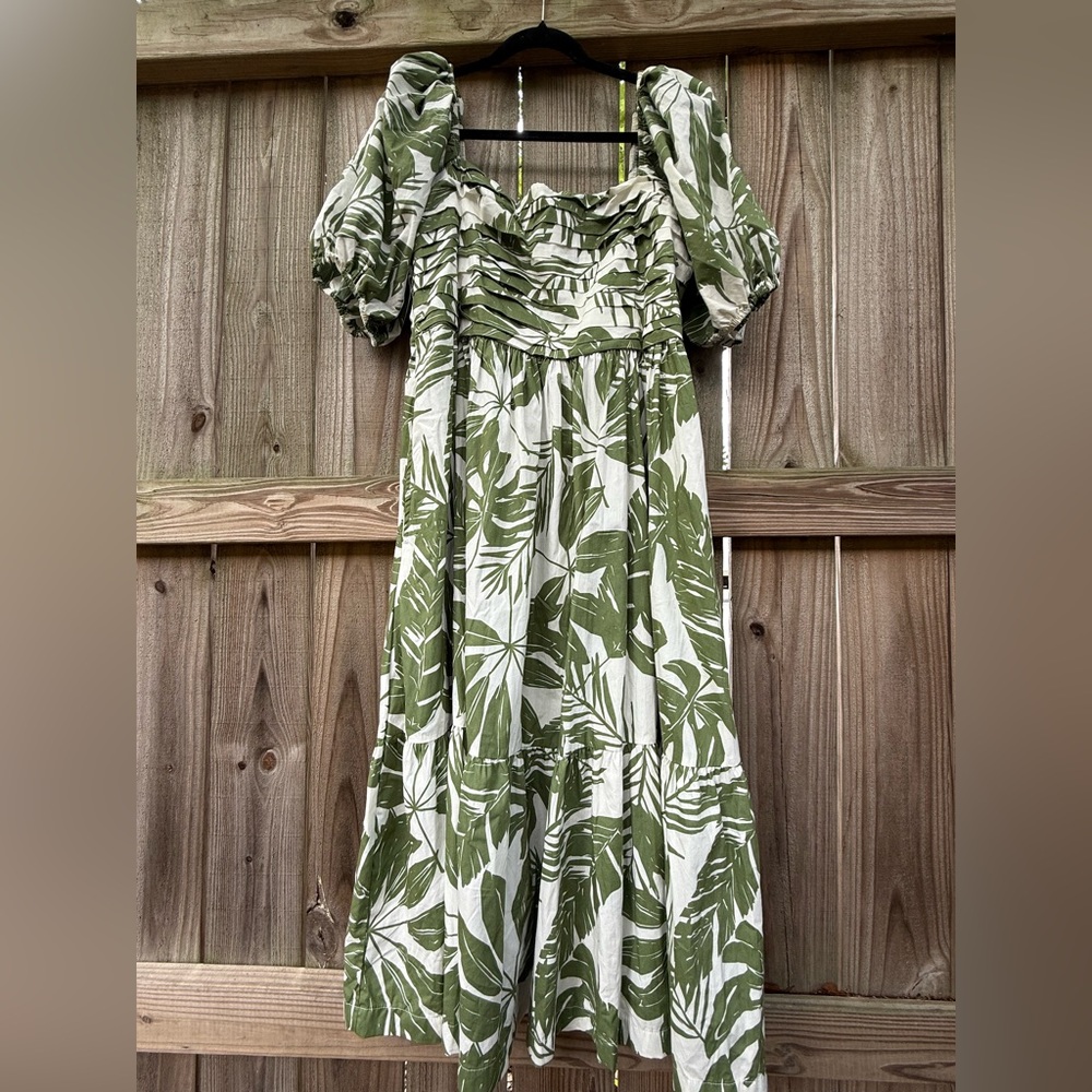 Abercrombie and Fitch Green and White Emerson Dress NWOT XL
